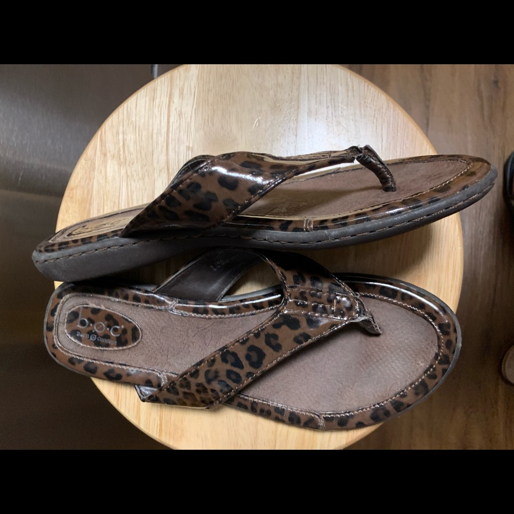 Shoes - Picture 2 of 8